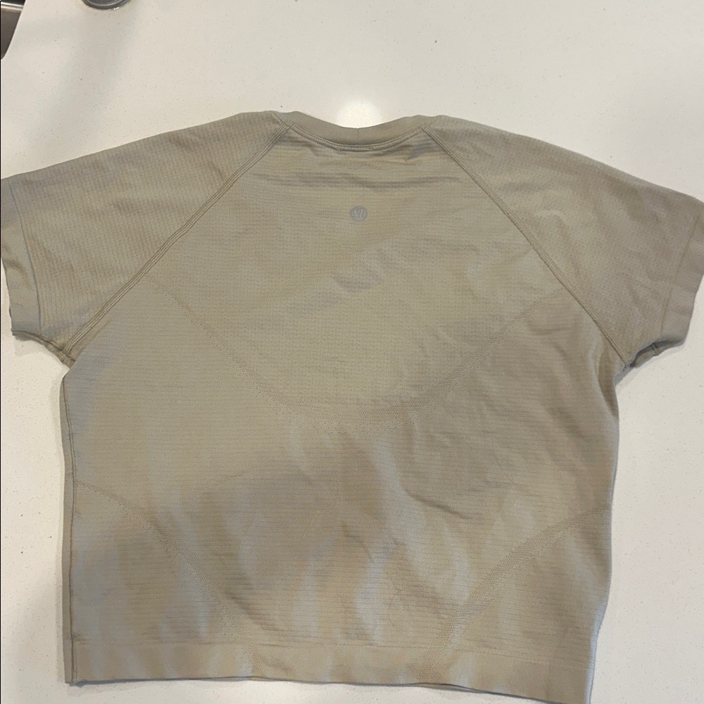 Lululemon Cropped Swiftly - Picture 2 of 2
